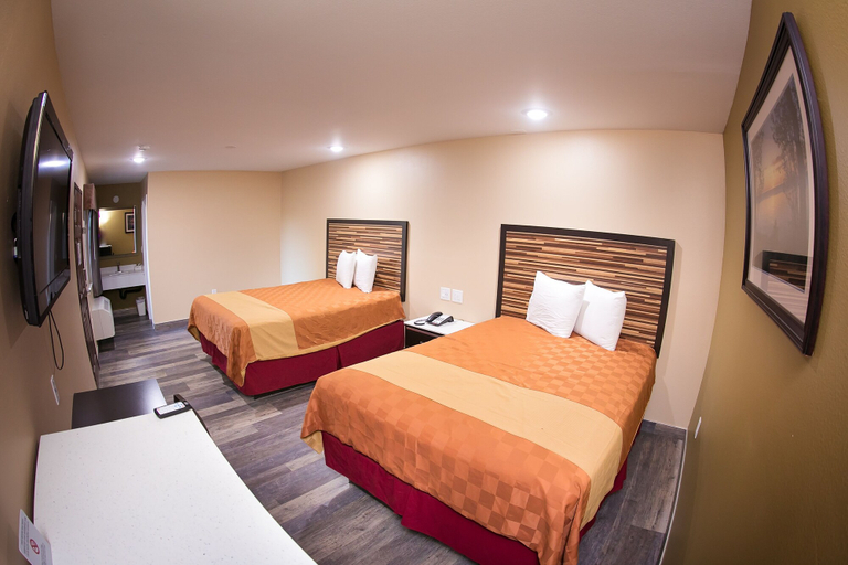 Bedroom 3, Garey Motel, Los Angeles