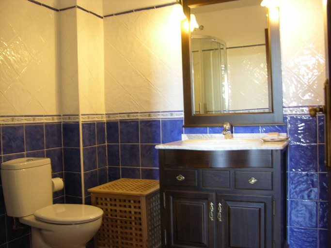 Bathroom 3, Albus Albi, Madrid