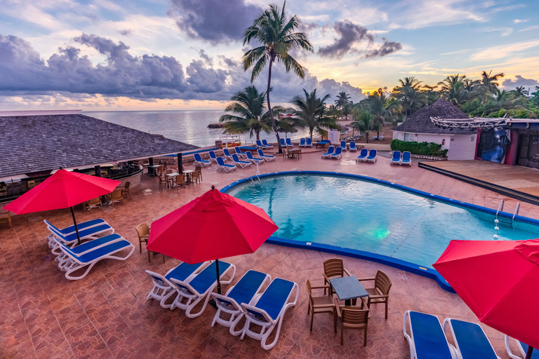 Sport & Beauty 3, Decameron Club Caribbean Runaway Bay, Ramada All-Inclusive Resort