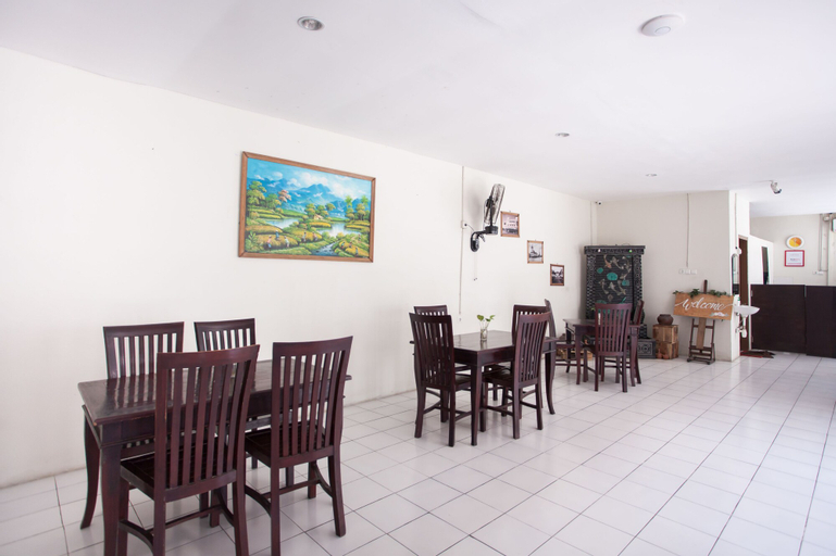 Dining Room 21