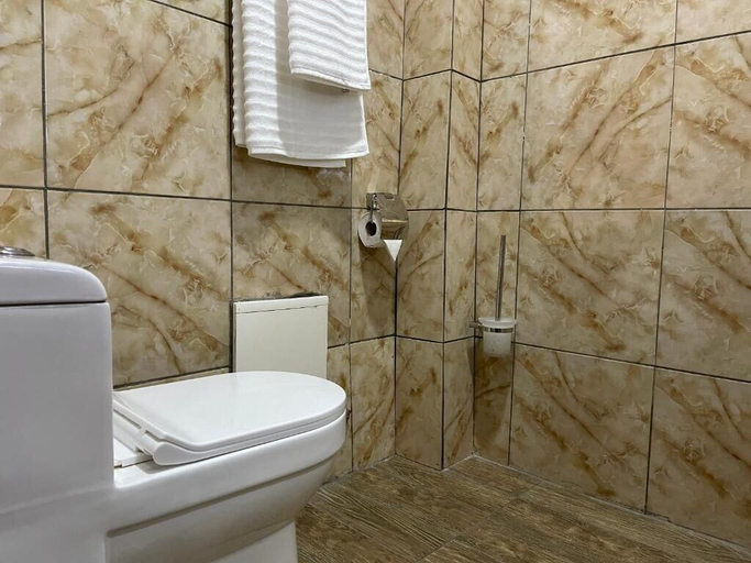 Bathroom 3, La Rochelle hôtel, Mfoundi