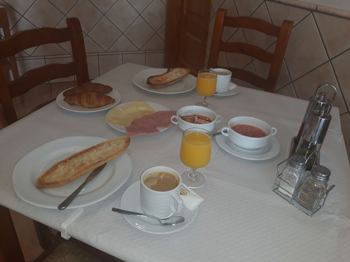 Food & Drinks 5, Hostal Roig 53, Alicante