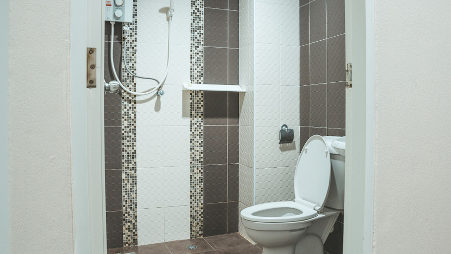 Bathroom 4, Nattida Place, Muang Chiang Mai