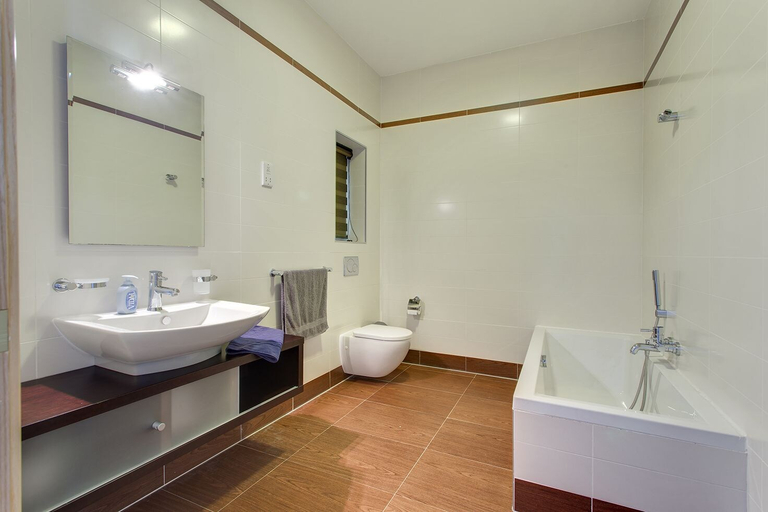 Bathroom 4, Pure Luxury Apartment With Pool