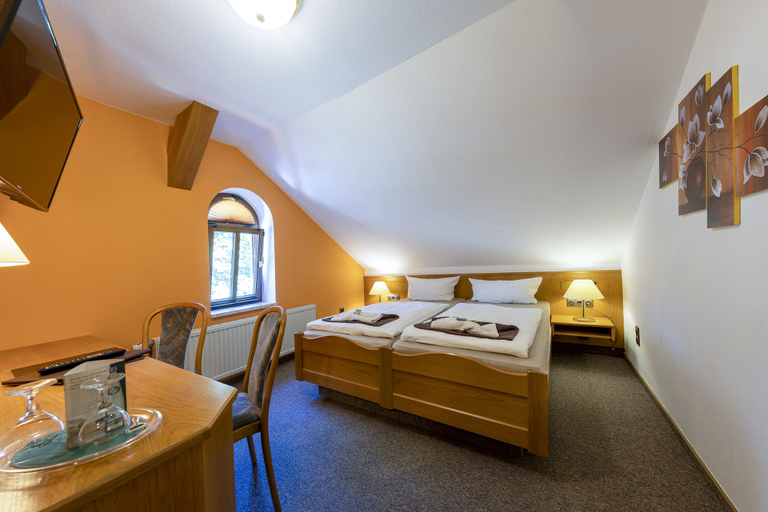 Bedroom 3, Landhotel zur Post, Erzgebirgskreis