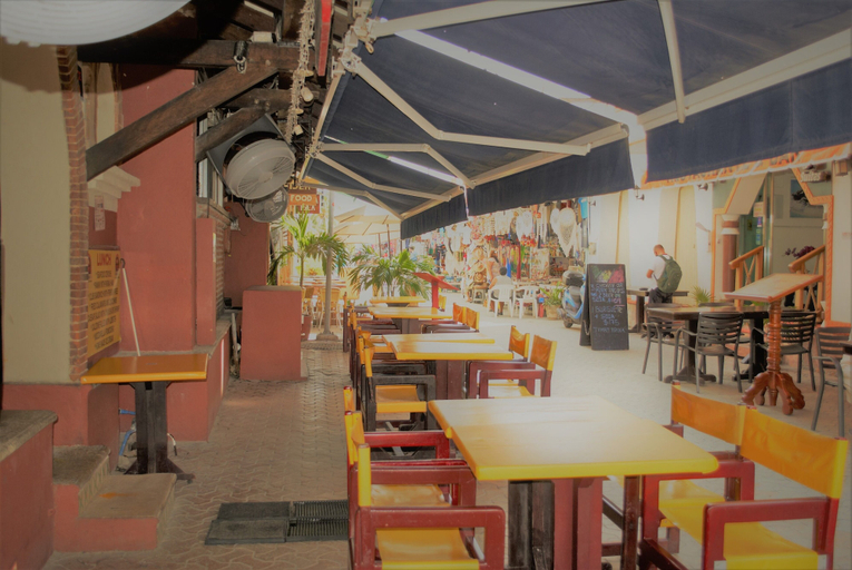 Food & Drinks 5, Belmar Isla Mujeres, Isla Mujeres
