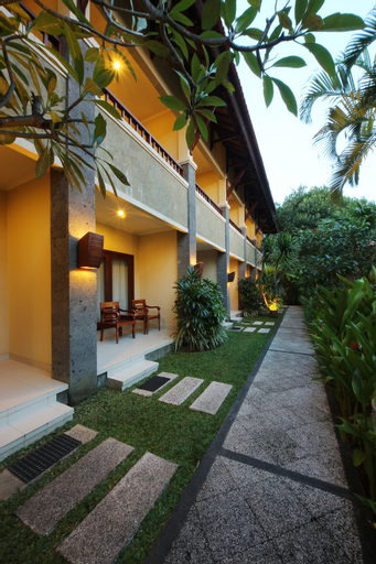 Exterior & Views 3, Adhi Jaya Hotel, Badung