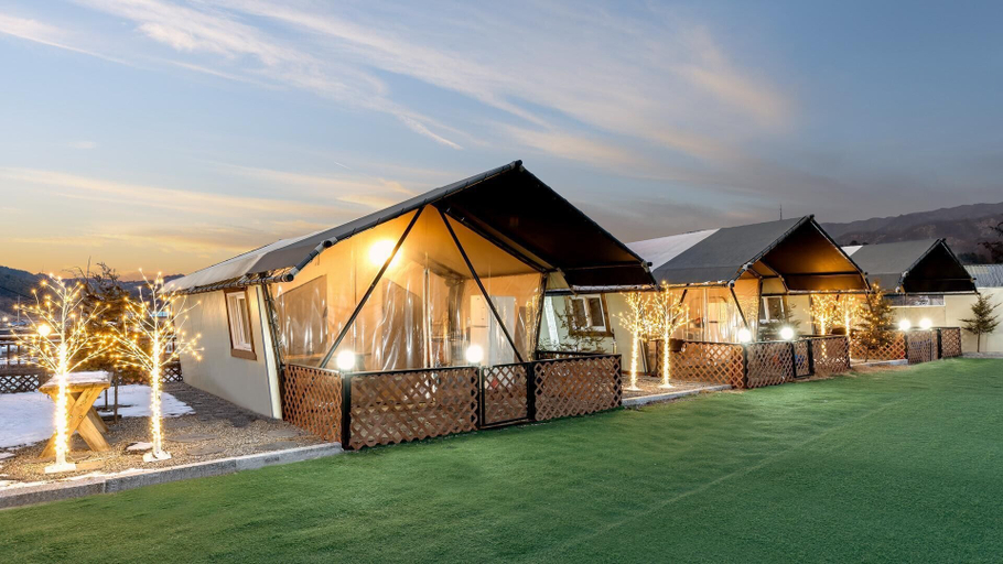 Exterior & Views 2, Gapyeong Walkingoncloud Pension&glamping, Gapyeong
