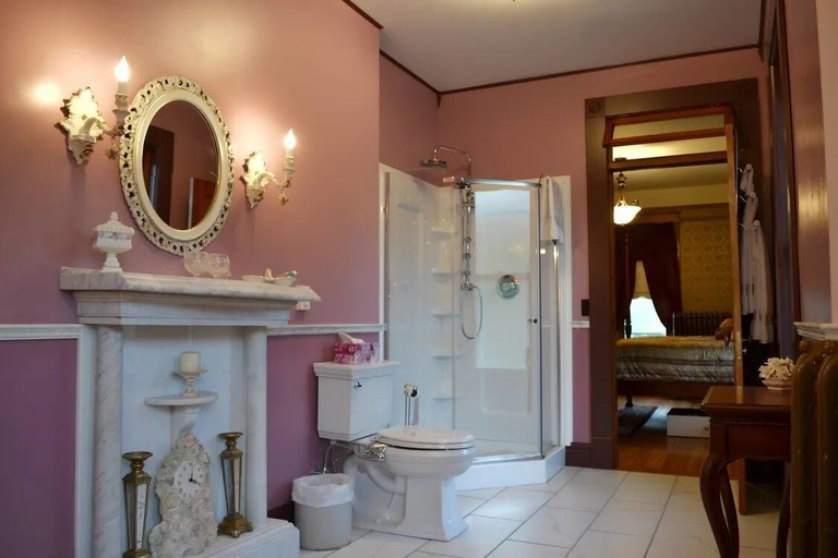 Bathroom 3, The Conner House B&B, Randolph