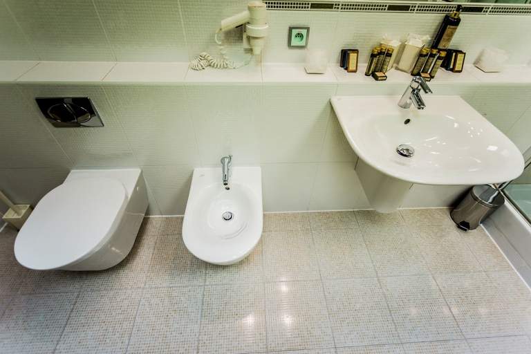 Bathroom 4, Hotel SET, Bratislava II