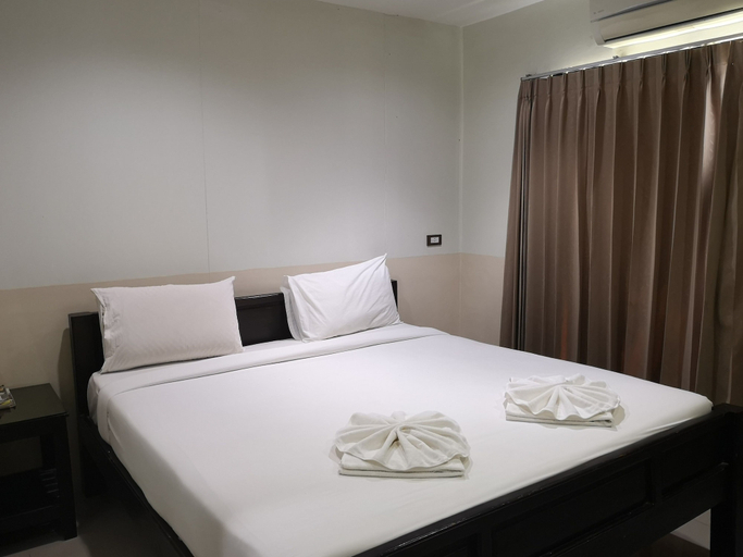 Bedroom 4, The Wonders Hotel, Muang Chaiyaphum
