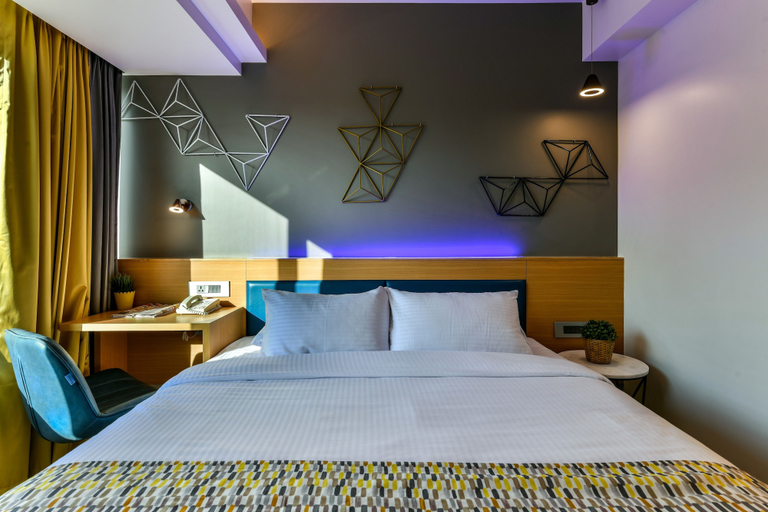 Bedroom 4, Indie Stays -BKC, Kalina, Mumbai Suburban