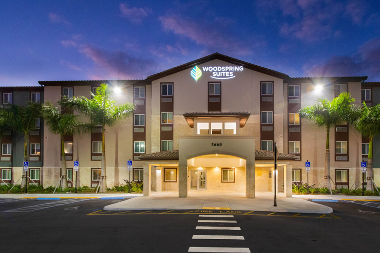 Exterior & Views 2, WoodSpring Suites Jacksonville - South, Duval