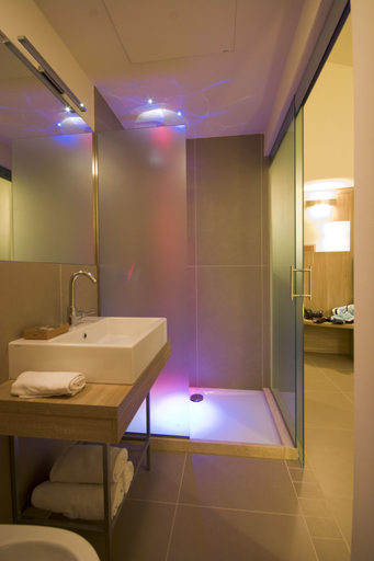 Bathroom 4, Palazzo Ruschioni Boutique Hotel, Ancona
