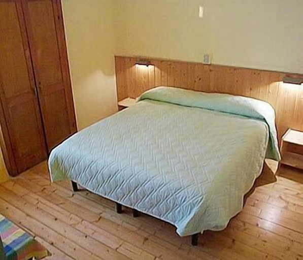 Bedroom, Baita Cao, Como