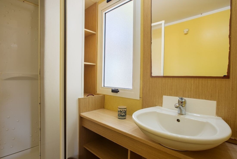Bathroom 4, Camping Village El-Bahira, Trapani
