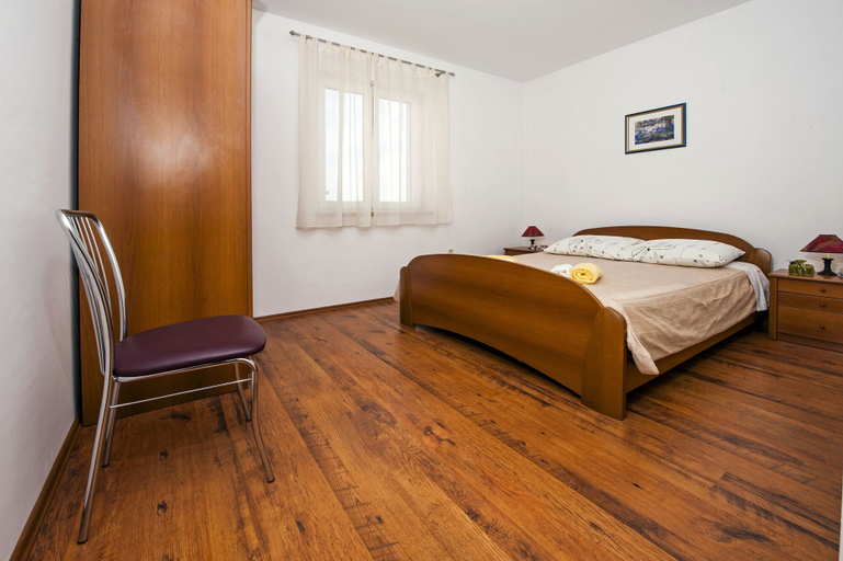 Bedroom 2, Apartments Bella, Rovinj