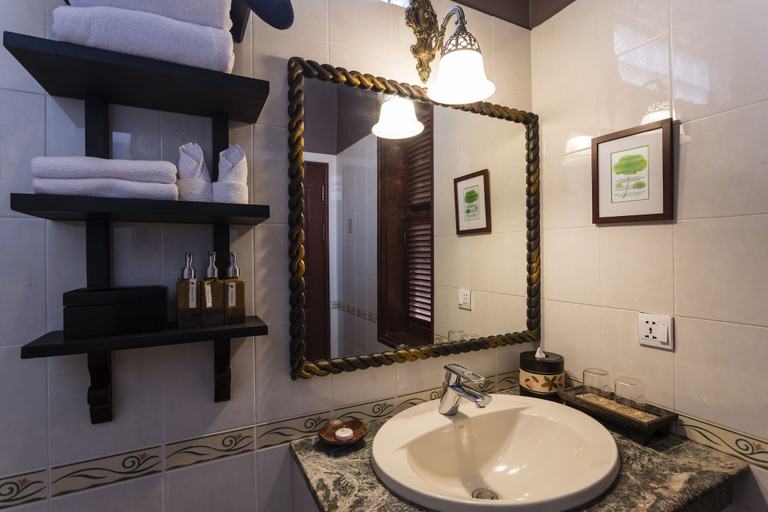 Bathroom 5, HanumanAlaya Colonial House, Siem Reap