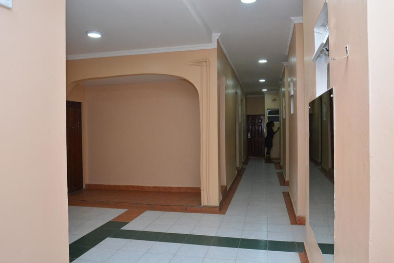 Others 3, Sunway Hotel Nairobi - YOHOH, Starehe