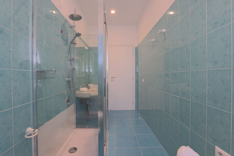 Bathroom 2, Blu Oltre Sorrento, Napoli