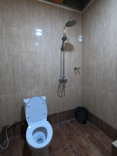 Bathroom 3, EduTel, West Manggarai