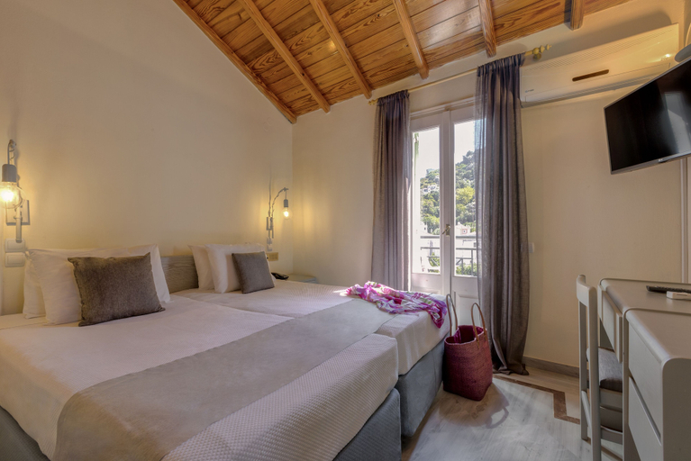 Bedroom 4, Samaina Port, North Aegean