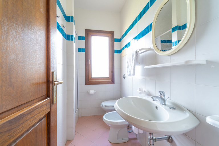 Bathroom 3, Appartamenti Pedra Rosa, Nuoro