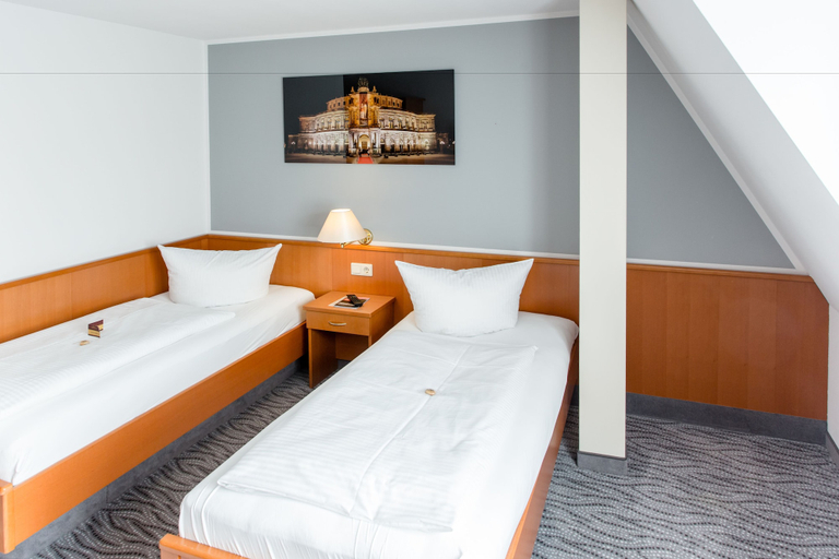 Bedroom 2, Hotel Kaiserhof, Bautzen