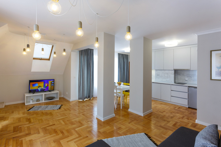 Others 5, Dunav Apartment House, Stolichna