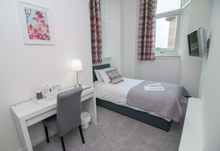 Bedroom 3, Bentley Hotel, North Lanarkshire