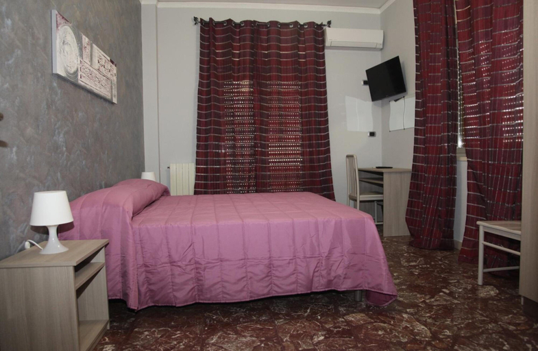 Bedroom 2, B&B Contesse, Messina