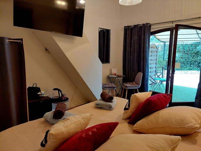 Bedroom 4, Les Jardins d'Eleusis, Vaucluse