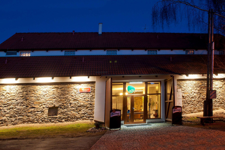 Exterior & Views 2, Alt Pension, Praha 22
