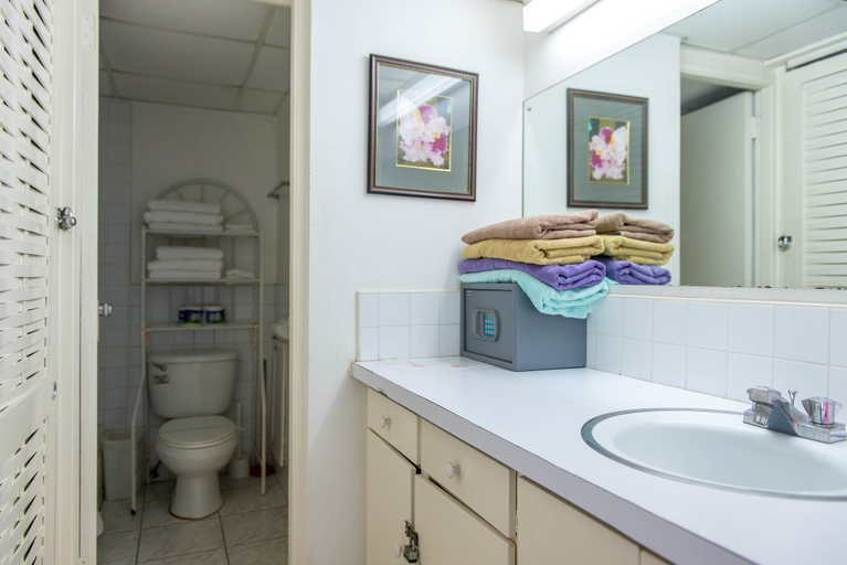 Bathroom 4, Blue Lagoon Beach Studio At Montego Club Resort
