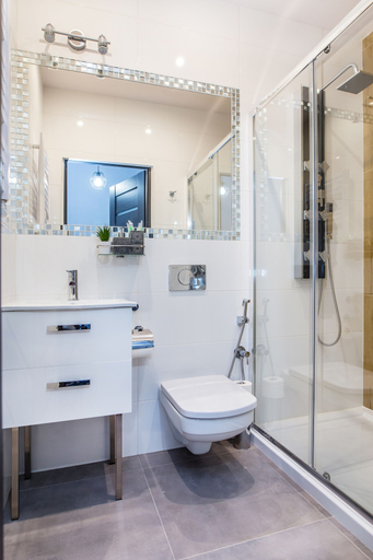 Bathroom 2, Tribeca City Center Apartments, Kraków City