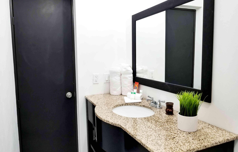 Bathroom 3, Modern Apartment, Tijuana