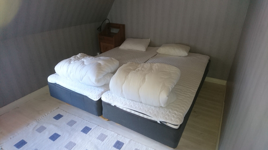 Bedroom 2, Källtorp B&B, Kinda