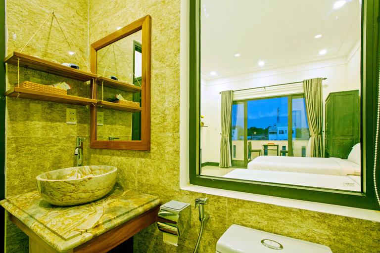Bathroom 4, Zen Hoian Villa, Da Nang