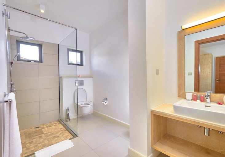 Bathroom 4, Corail Bleu Private Pool & Garden Villas with LOV