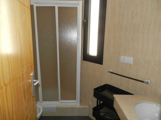 Bathroom 3, Monte Gorbea, Granada
