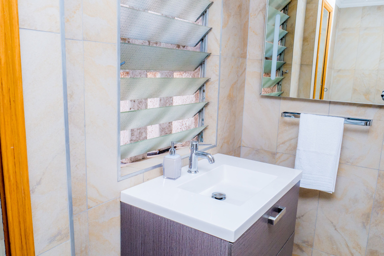Bathroom, 6 Victoria, Harare