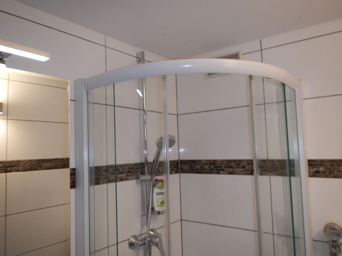 Bathroom 4, Klein aber fein - Apartments in Köln, Köln