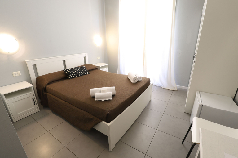 Bedroom 4, Hotel Golden Milano, Milano