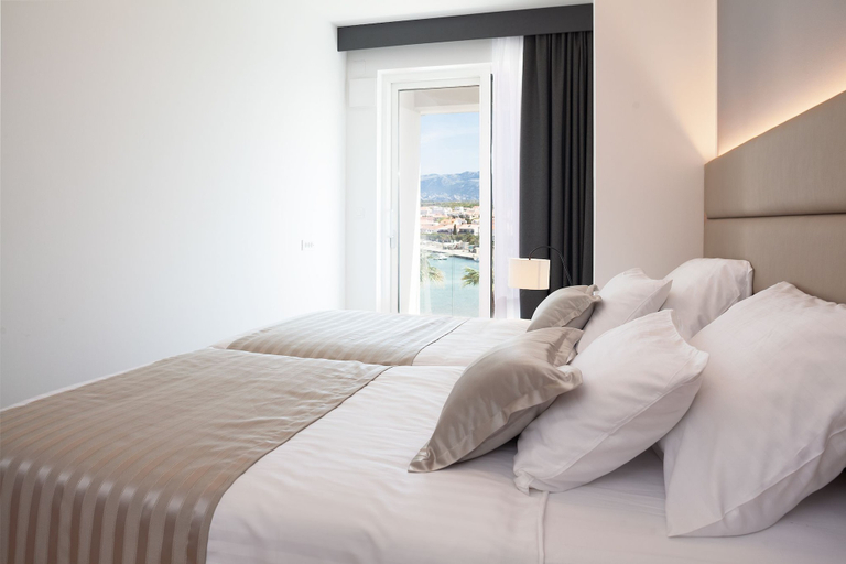 Bedroom 3, Hotel Kaneo, Novalja