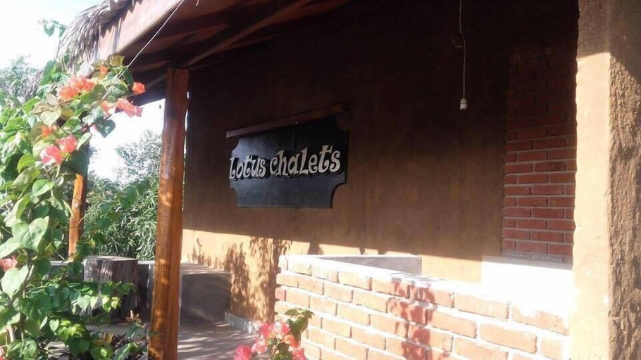 Exterior & Views, Lotus Chalets Eco Hotel, Sooriyawewa