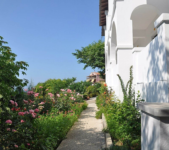 Others 4, Villa Anneta, Ionian Islands