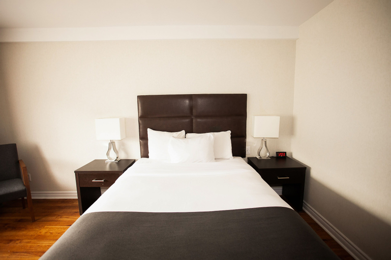 Bedroom 26