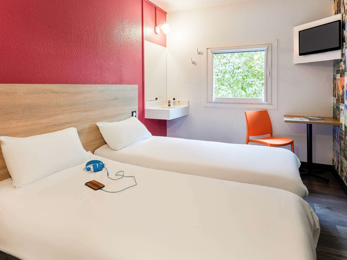 Bedroom 3, hotelF1 Annemasse, Haute-Savoie