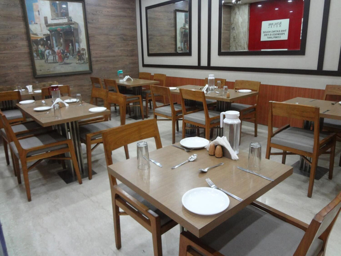 Food & Drinks 5, Royal Park Hotel, Mumbai City