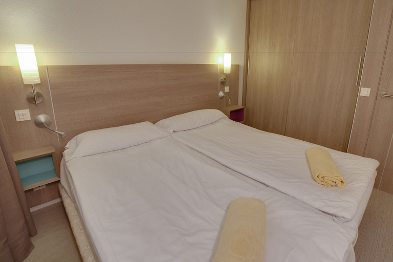Bedroom 4, Hotel Riviera Vista, Las Palmas